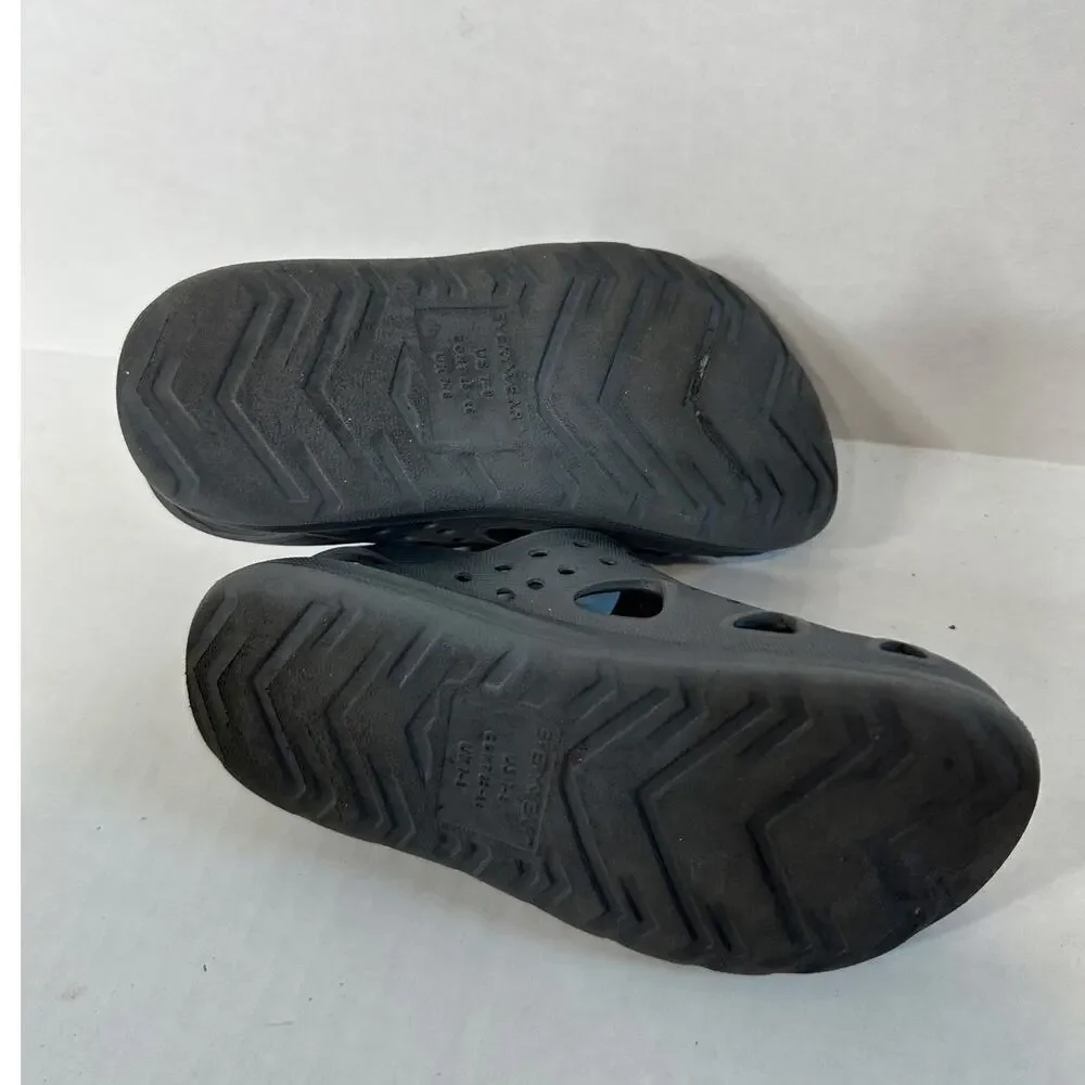 Totes Kids Splash Size US 7 to 8 Gray Slipon Comfy Clog Water Shoes Summer Pool